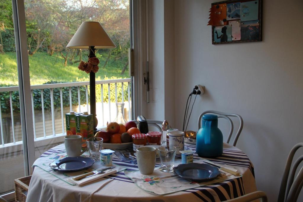 Les Hauts De Perrache Bed and Breakfast Sainte-Foy-lès-Lyon Værelse billede