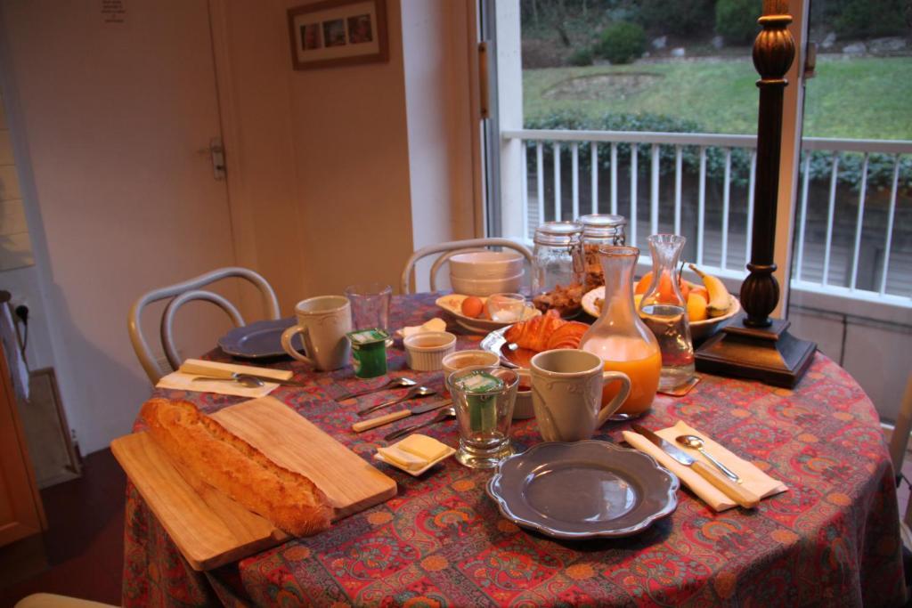 Les Hauts De Perrache Bed and Breakfast Sainte-Foy-lès-Lyon Eksteriør billede